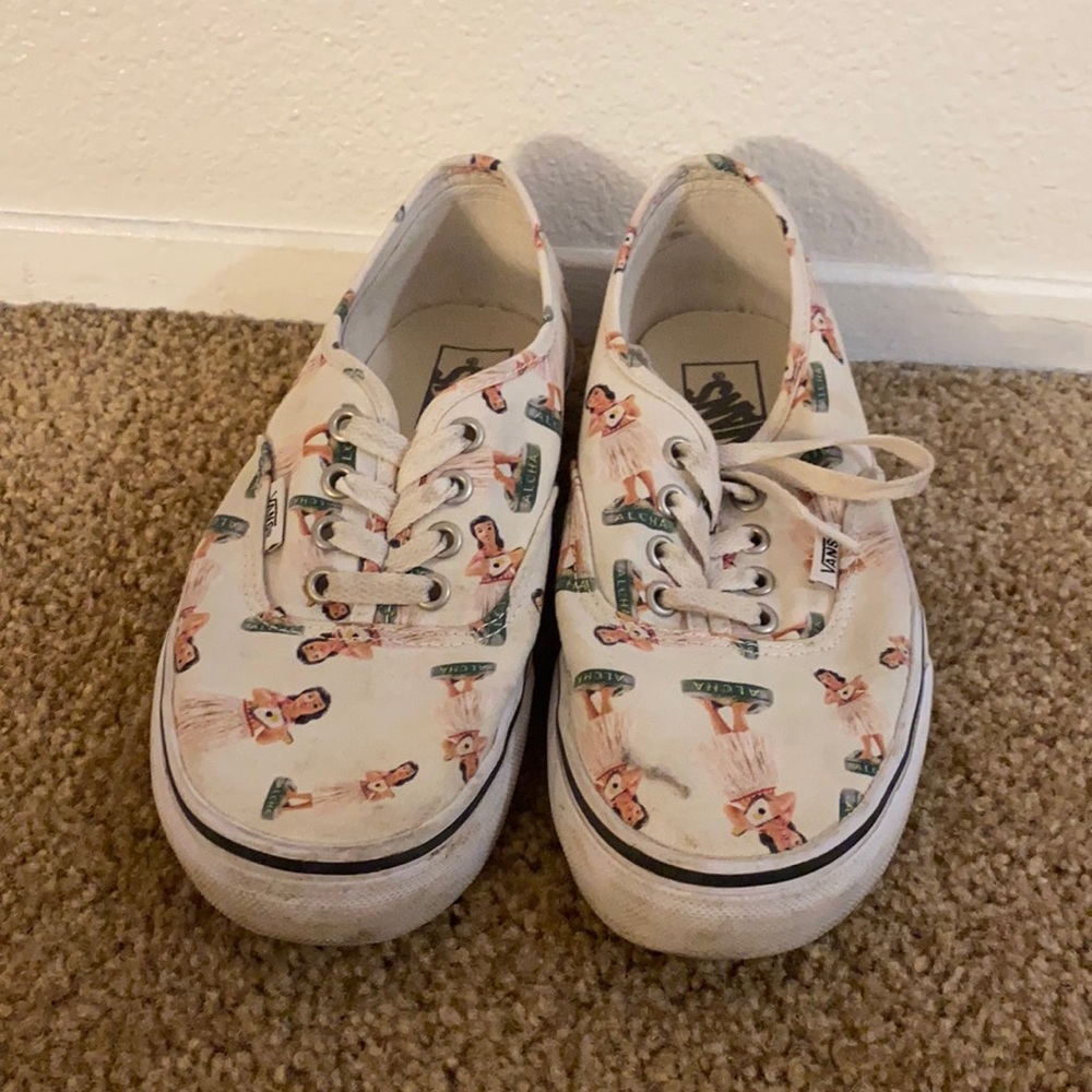 Hula Girl Vans Woman’s Size 7.5 Men’s Size 6